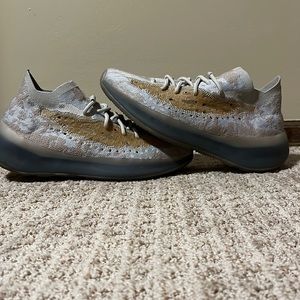 Yeezy 380 pepper mens size 10.5